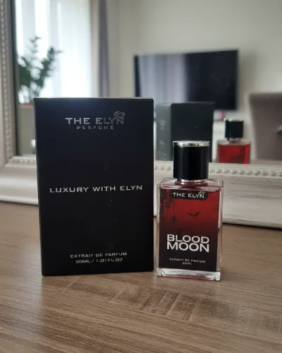 Blood Moon Inspired by Vampire Blood photo review